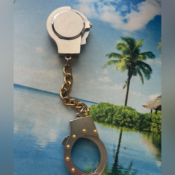 Pocket watch mini handcuffs by Quartz - Picture 9 of 11